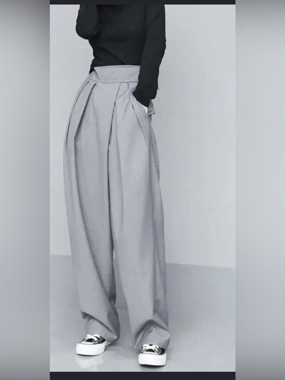Commense Light Gray Pleated Pants